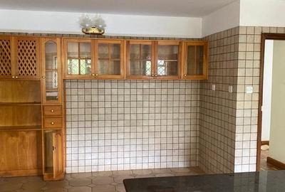 4 Bed Townhouse with En Suite at Gitanga Road - 2