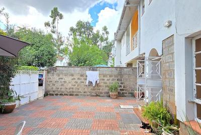 4 Bed Townhouse with En Suite in Lavington