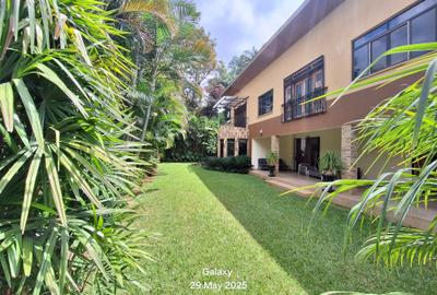 5 Bed Townhouse with En Suite at Loresho Ridge - 3