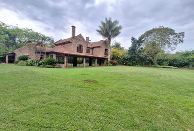 5 Bed Villa with En Suite at Windy Ridge - 3