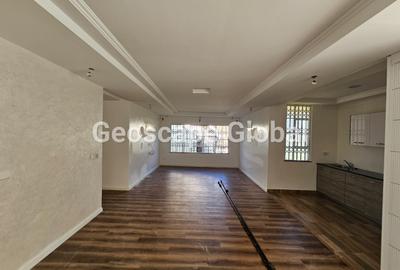5 Bed House with En Suite in Kitisuru