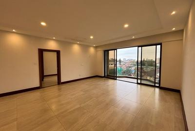 2 Bed Apartment with En Suite in Westlands Area