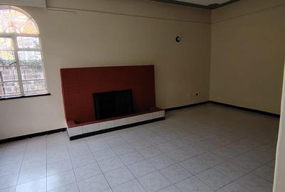 4 Bed Townhouse with En Suite in Lavington - 4