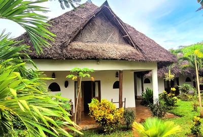 4 Bed Villa with En Suite in Diani