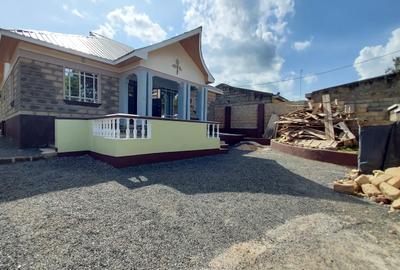 4 Bed House with En Suite at Kamura