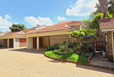 4 Bed Townhouse with En Suite at Off Convent Drive