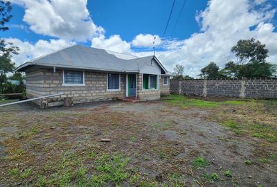 3 Bed House with En Suite at Rangau - 2