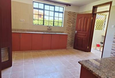 4 Bed House with En Suite in Kiambu Road