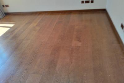 5 Bed Townhouse with En Suite in Lavington - 4