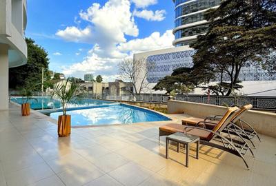 2 Bed Apartment with En Suite at Lantana Road - 4