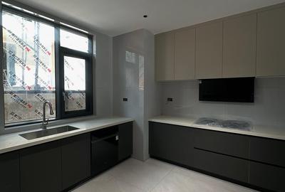 5 Bed Townhouse with En Suite at Lavington Green - 2