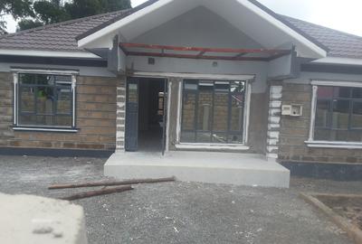 4 Bed House with En Suite in Ngong