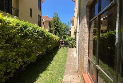 5 Bed Townhouse with En Suite at Amboseli Road - 4