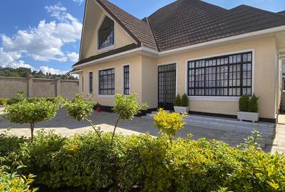 4 Bed House with En Suite in Ngong