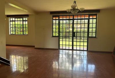 4 Bed House with En Suite in Kiambu Road