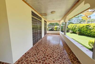 5 Bed House with En Suite in Lower Kabete