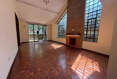4 Bed House with En Suite in Kitisuru