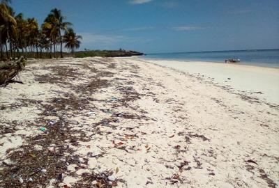 Land at Kikambala Beach