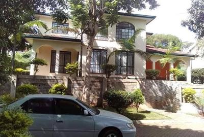 4 Bed House with En Suite at Waiyaki Way