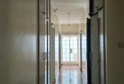 4 Bed Townhouse with En Suite in Garden Estate - 2