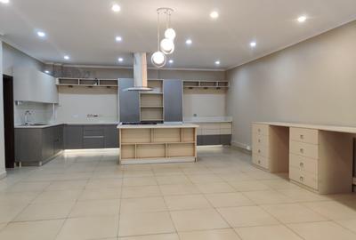 2 Bed Townhouse with En Suite at Peponi Rd - 2