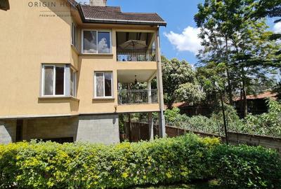 5 Bed Townhouse with En Suite at Spring Valley