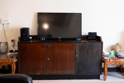 3 Bed Apartment with En Suite at 3Rd Parklands Avenue - 3