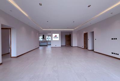 4 Bed Apartment with En Suite in Westlands Area - 4