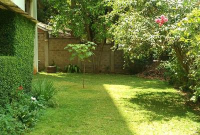 Serviced 3 Bed Apartment with En Suite in Riverside - 3