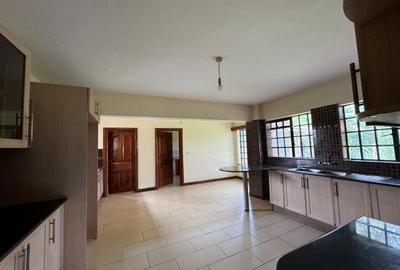 5 Bed Townhouse with En Suite in Runda