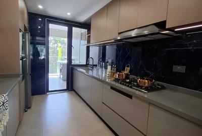 3 Bed Apartment with En Suite in Westlands Area - 4