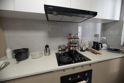 Furnished 2 Bed Apartment with En Suite in Riverside - 4