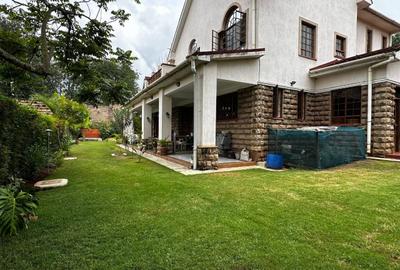 4 Bed Villa with En Suite at Rosslyn - 3