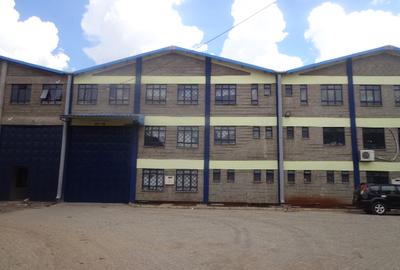 6,500 ft² Warehouse with Backup Generator in Industrial Area - 2