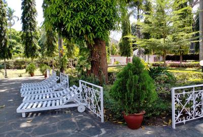 4 Bed Villa with En Suite at Casuarina - 3