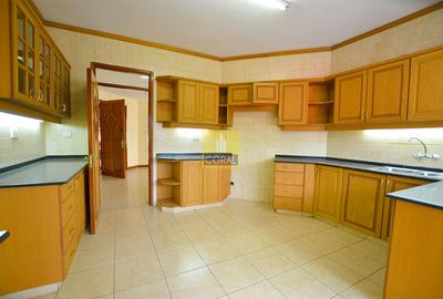 3 Bed Apartment in Brookside
