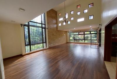 5 Bed Townhouse with En Suite at Runda Mumwe - 4