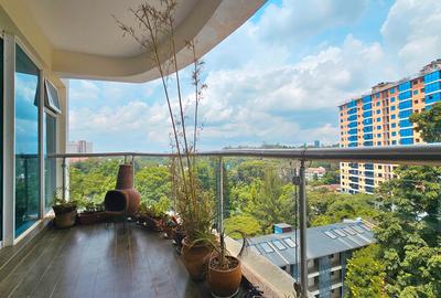 Furnished 3 Bed Apartment with En Suite in Riverside