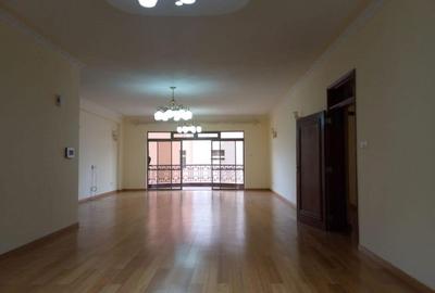 3 Bed Apartment with En Suite in Kilimani - 3