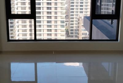 1 Bed Apartment with En Suite at Westlands Road - 4