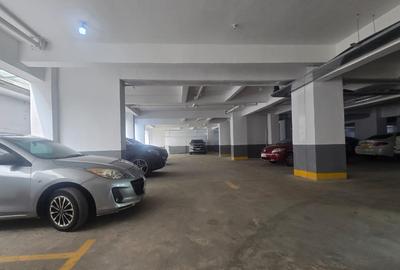 3 Bed Apartment with En Suite in Lavington