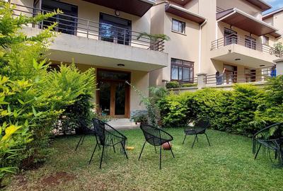5 Bed Townhouse with En Suite in Lavington