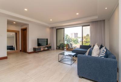 2 Bed Apartment with En Suite at Terrace Close - 4