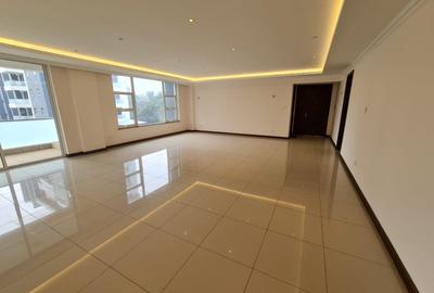 4 Bed Apartment with En Suite at General Mathenge