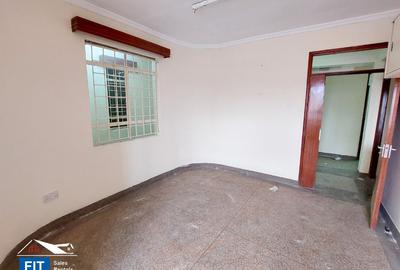 2.5 ac Warehouse with Parking in Embakasi - 4