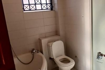 3 Bed Apartment with En Suite in Lavington - 4