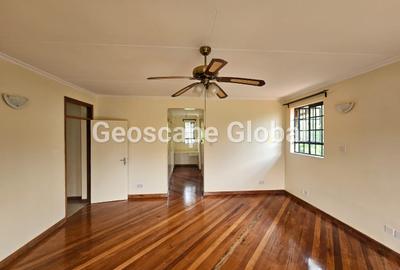 4 Bed House with En Suite in Karen - 2