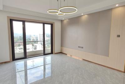 2 Bed Apartment with En Suite in Riverside