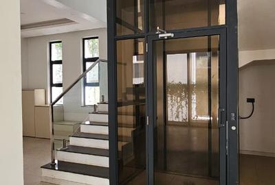 5 Bed Villa with En Suite at Apple Cross Road In Lavington. - 3