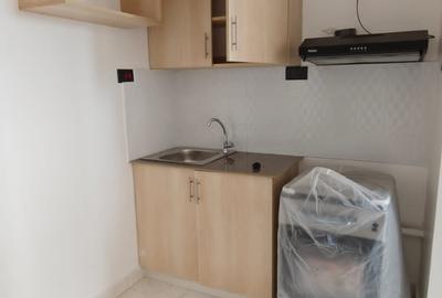 1 Bed Apartment with Swimming Pool in Thindigua